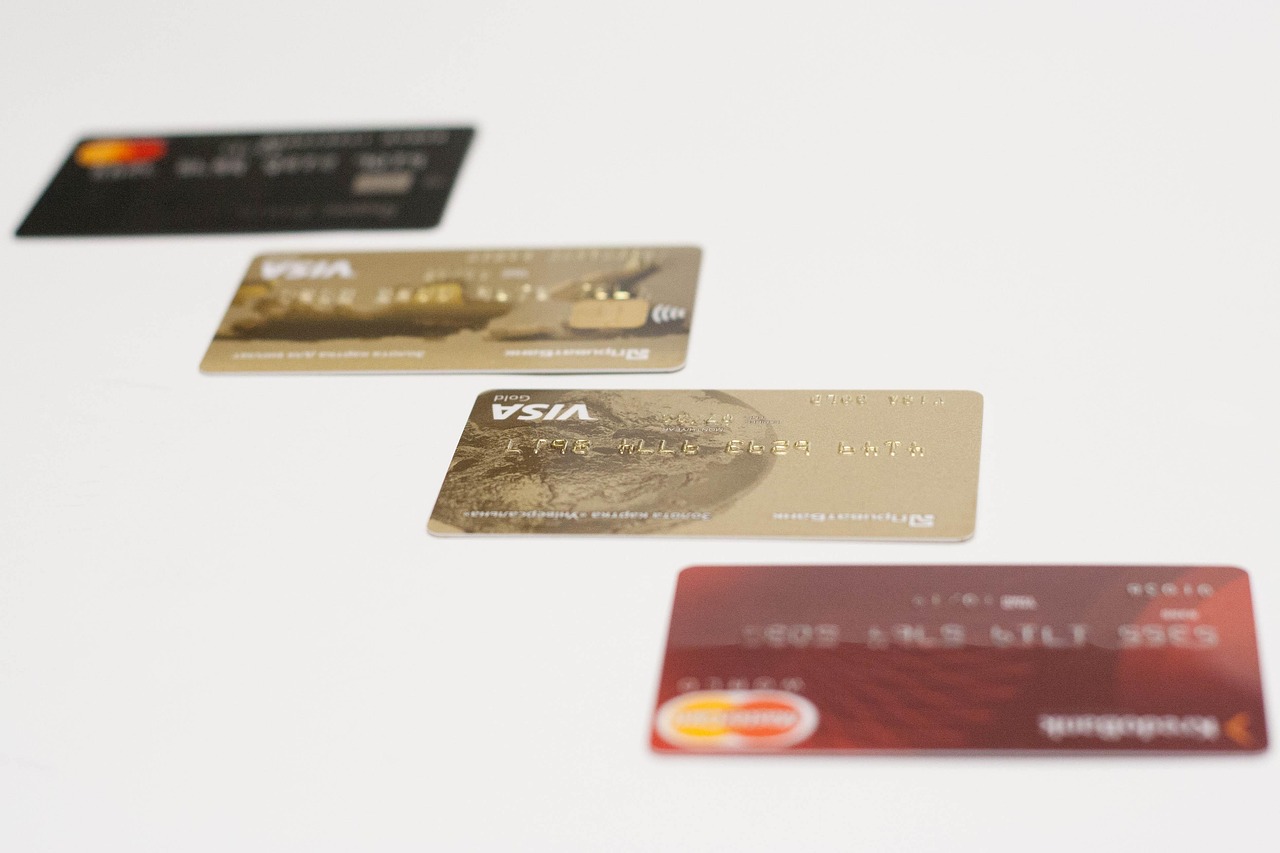 Travel - friendly credit cards for smart financial choices.